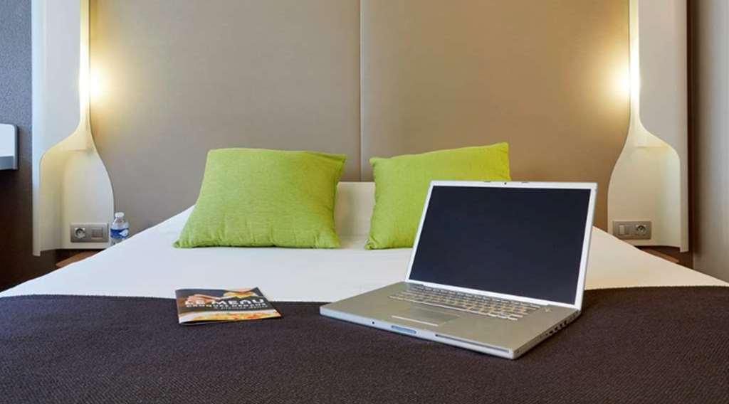 Hotel Campanile Prime - Nimes Centre Habitación foto